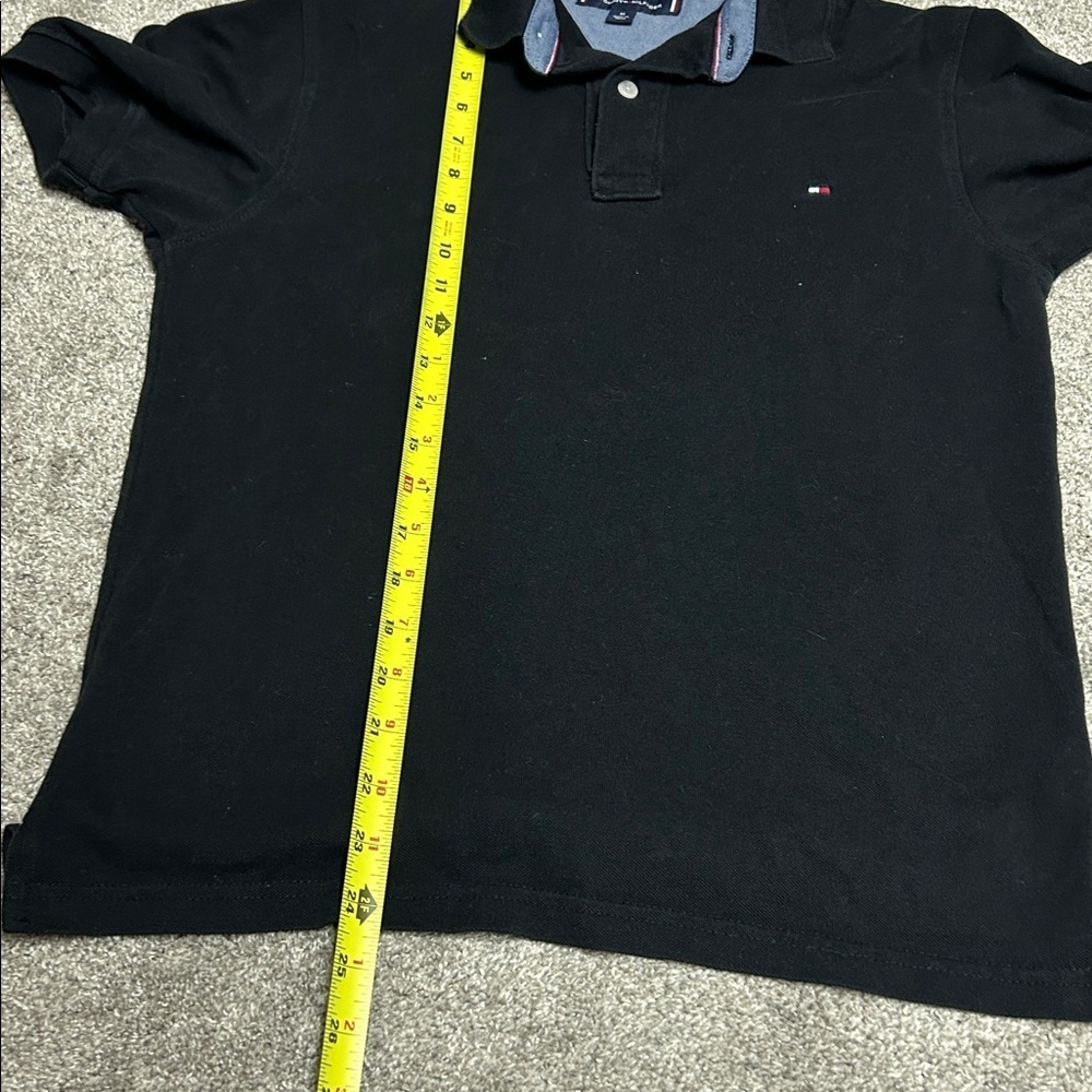 Tommy Hilfiger Plain Black Logo Polo - Picture 5 of 5